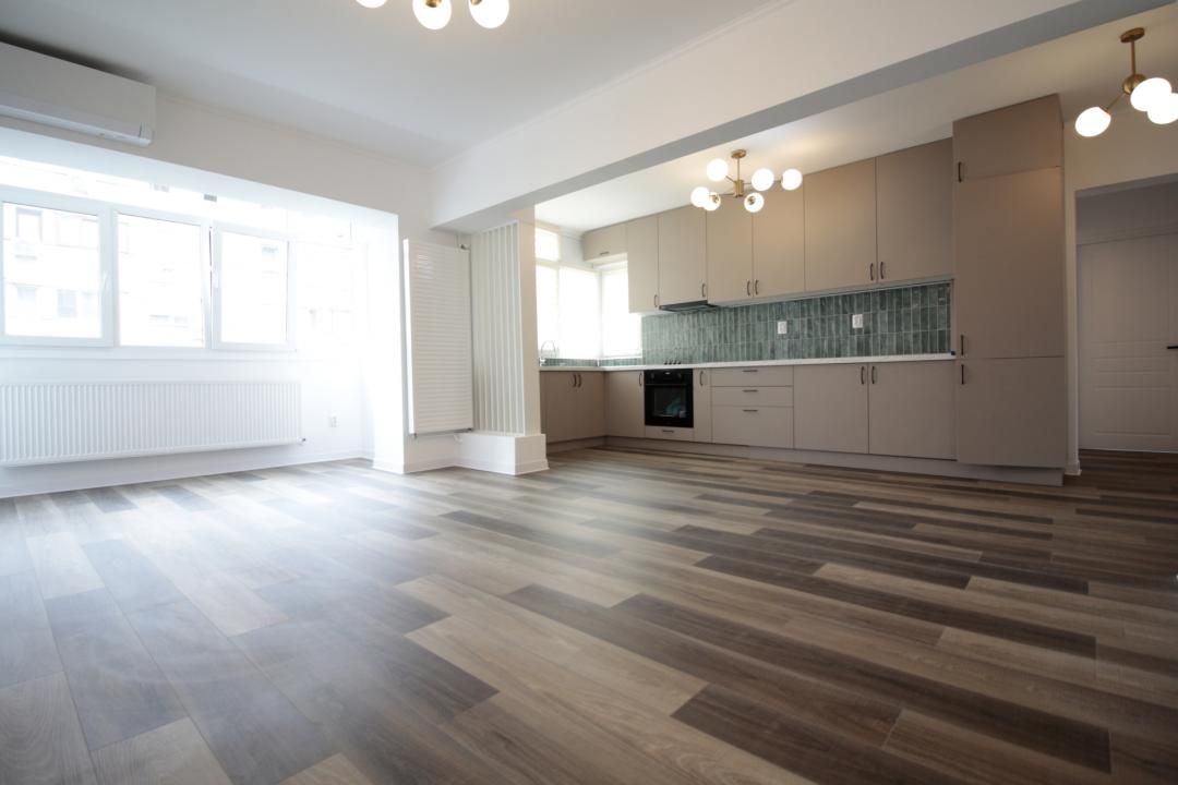 TEIUL DOAMNEI, BLOC 1984, DECOMANDAT, RENOVAT, NEMOBILAT, 0% COMISION! – fotografia 11 din 15