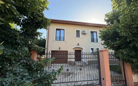Casa Comuna Berceni | 350mp | Curte proprie | Parcare | Birou | Locuit