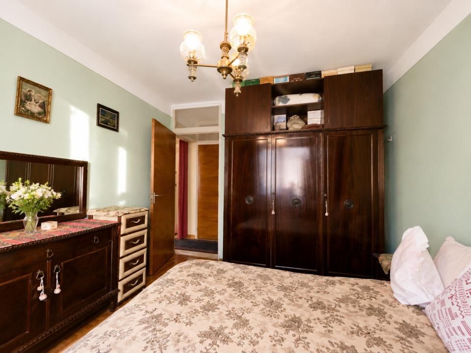 Un apartament care asteapta sa fie redesenat, C-tin Titel Petrescu, 7 – fotografia 2 din 22