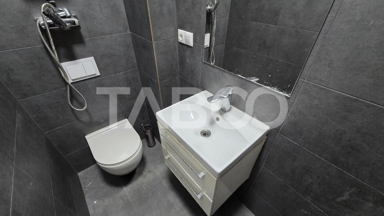 Penthouse de inchiriat 3 camere 2 bai si terasa de 107mp in Piata Cluj – fotografia 13 din 14
