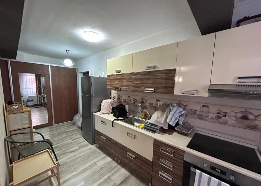 Apartament tip studio, 35 mp, complet utilat mobilat, Eroilor – fotografia 1 din 8