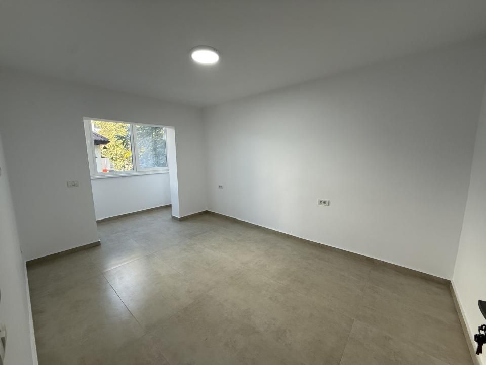 Apartament lux, 4 camere, 84 mp utili + 2 balcoane - COMPLEXUL STUDENTESC – fotografia 3 din 10