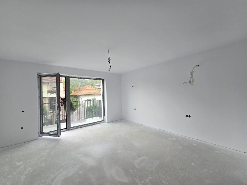 Casa individuală spațioasă cu garaj, D+P+E, 210mp utili, Dâmbul Rotund – fotografia 14 din 19