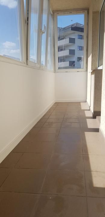 Aparatment cu 3 camere ,etaj intermediar, zona Eroilor – fotografia 4 din 9
