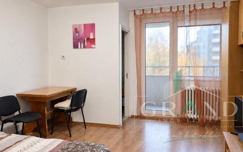 Garsonieră cu balcon | Etaj 1 | Centrală proprie | Bucegi/Manastur