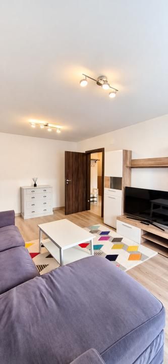 Închiriere apartament cu 2 camere, mobilat și utilat - Urban Plaza – fotografia 4 din 18