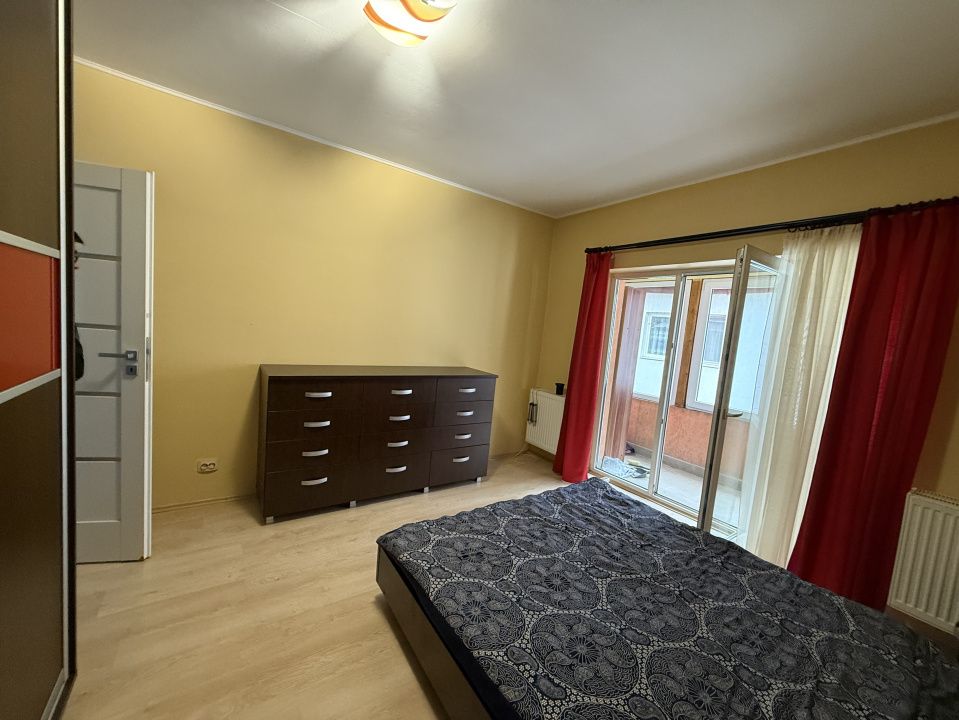 De închiriat - Ap. 4 camere, cu curte comună, Florești, 90 mp. – fotografia 7 din 12