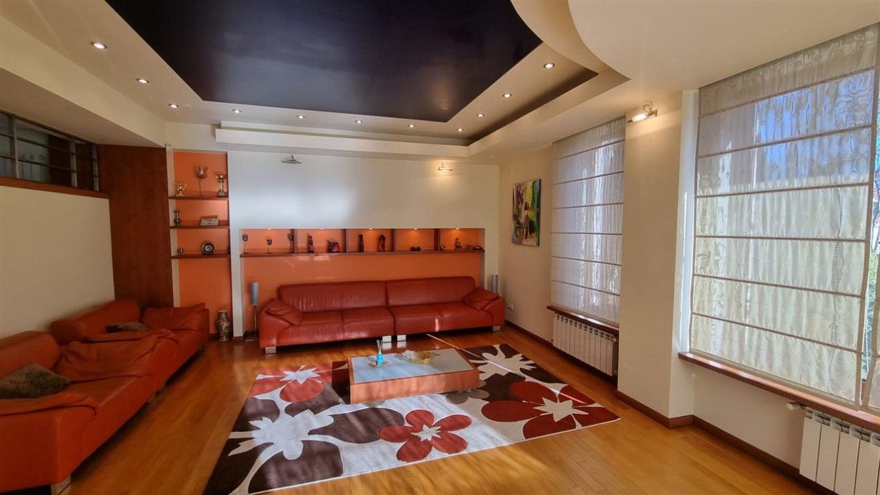 Inchiriere Vila Lux Ploiesti – fotografia 3 din 68