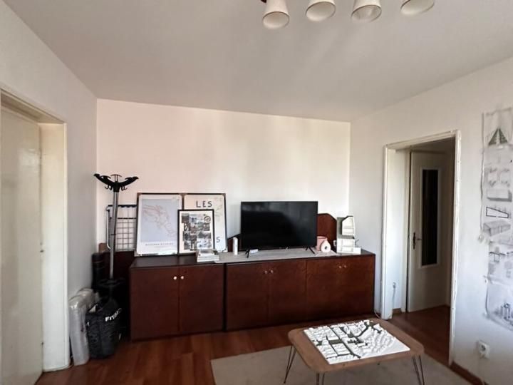 2 Camere de vanzare | Parcul Carol | Centrala Proprie| Metrou | – fotografia 1 din 12