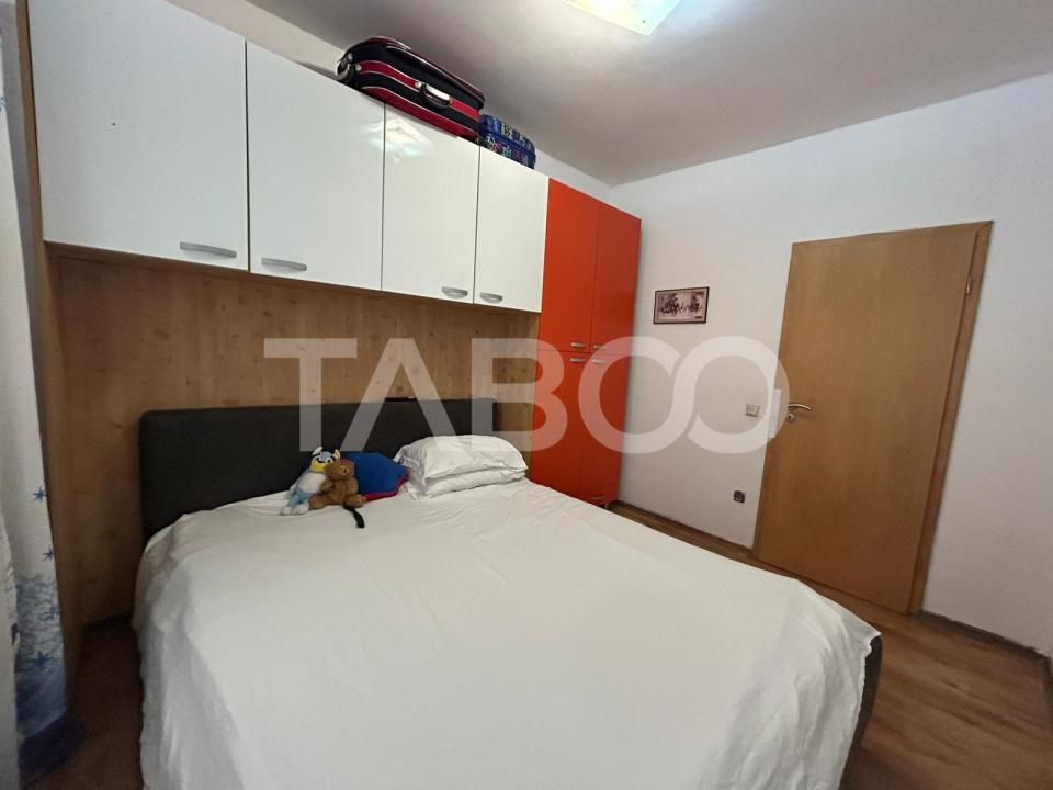 Apartament decomandat 54mp 2 camere si balcon zona Brana Selimbar – fotografia 4 din 10