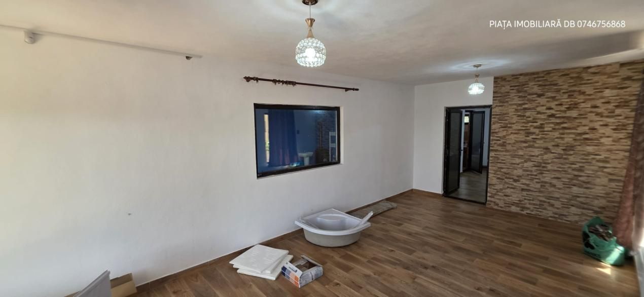 Vilă P+2 cu Spațiu Comercial și Teren 1000 mp – Răzvad, Dâmbovița – fotografia 7 din 17