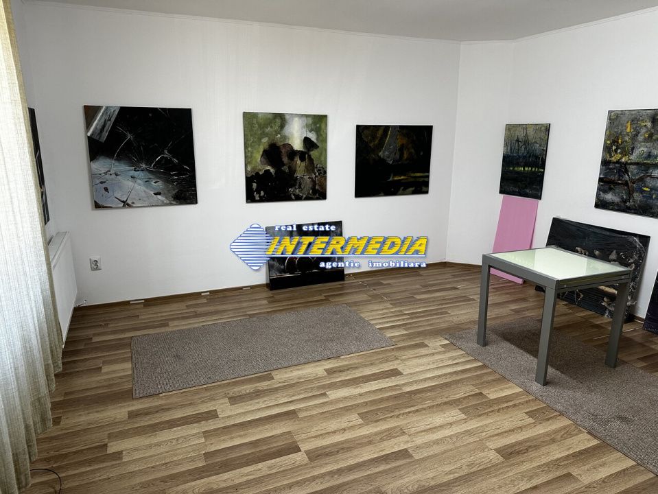 Spatiu 90 mp de inchiriat in Centru Alba Iulia zona Finante – fotografia 2 din 13