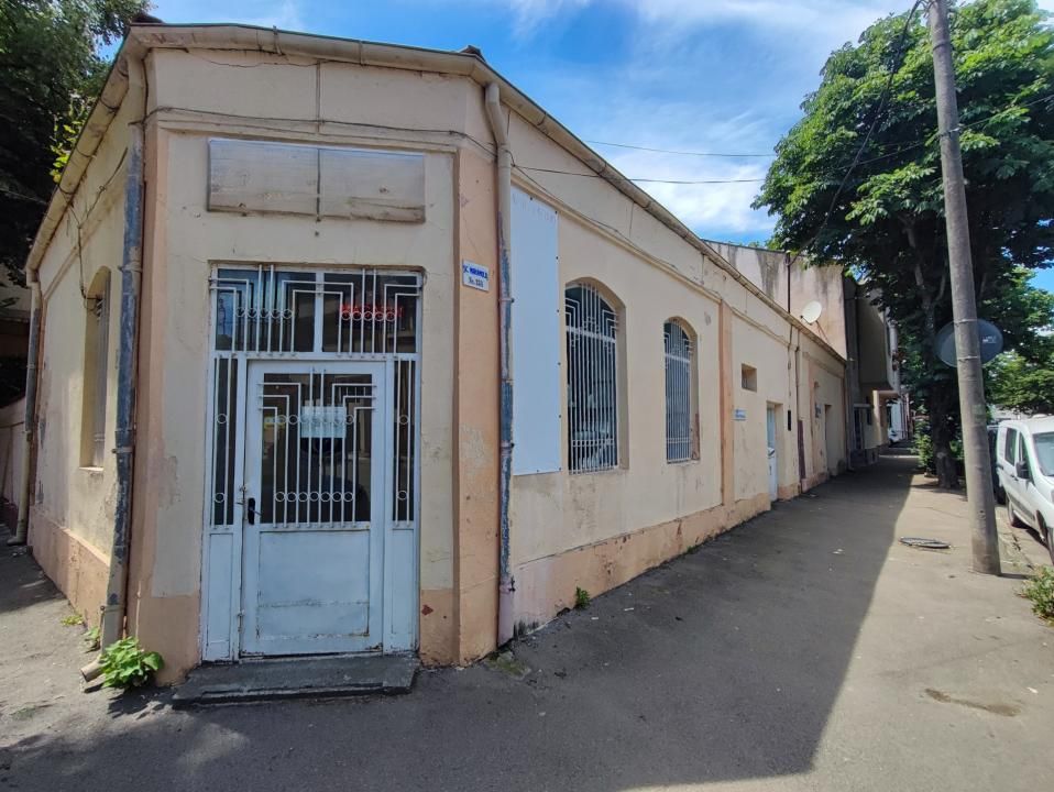 Casa de vanzare in Constanta, central, langa Tomis Mall, comision 0% – fotografia 1 din 6