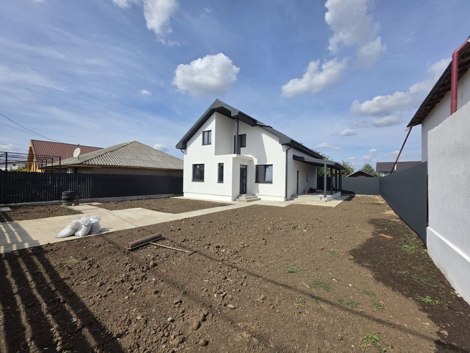 Exclusivitate! Vila P+M înaltă, 7 camere, teren 458mp, Valu lui Traian! – fotografia 1 din 15