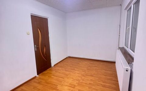 Apartament de vânzare cu 2 camere în zona Groapa – Școala 8