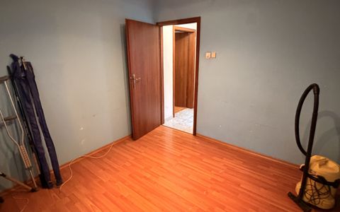Apartament 3 camere - Zona buna
