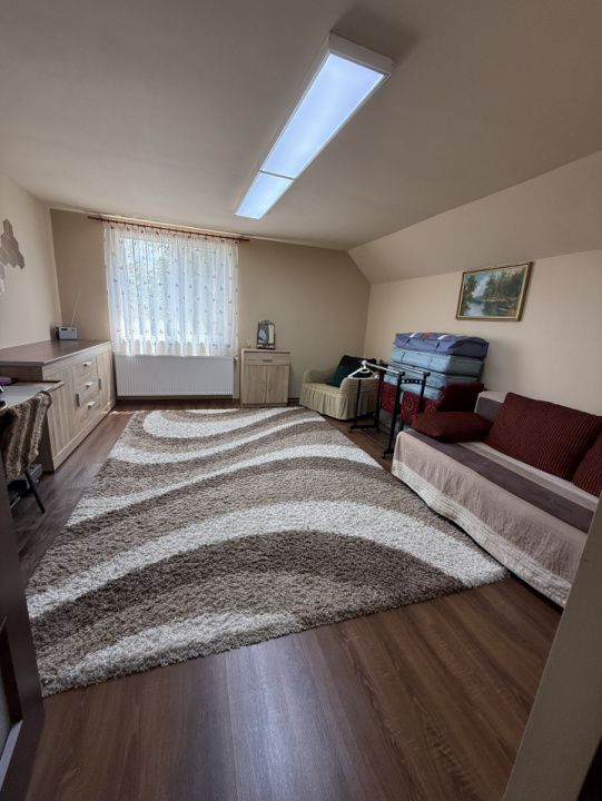 Casa alipită, 208mp utili, 304mp teren, zona PETROM, Baciu – fotografia 9 din 13