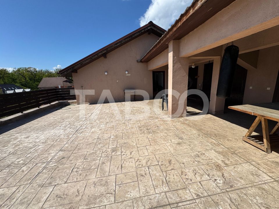 Apartament 3 camere 2 balcoane 2 bai 105 mpu etaj 1 Calea Dumbravii – fotografia 8 din 29