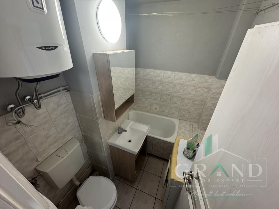 Garsonieră | Balcon închis | Etaj intermediar | Mărăști–zona Răsăritului – fotografia 12 din 19