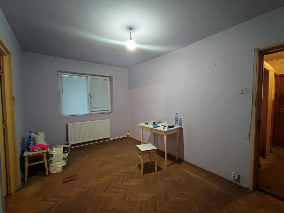 Apartament 2 camere de vanzare in Navodari langa Scoala Tudor Arghezi – fotografia 2 din 8