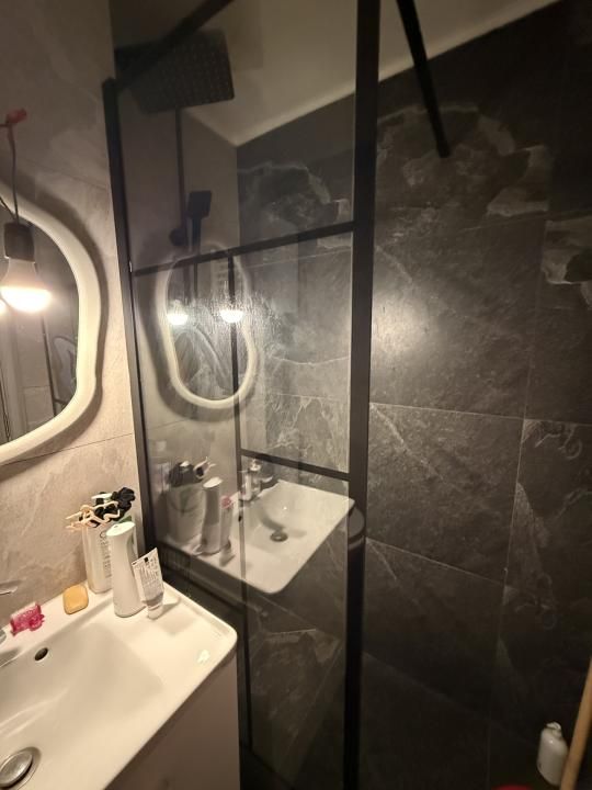 Apartament cu 3 camere, semidecomandat - Piata Doina – fotografia 5 din 8