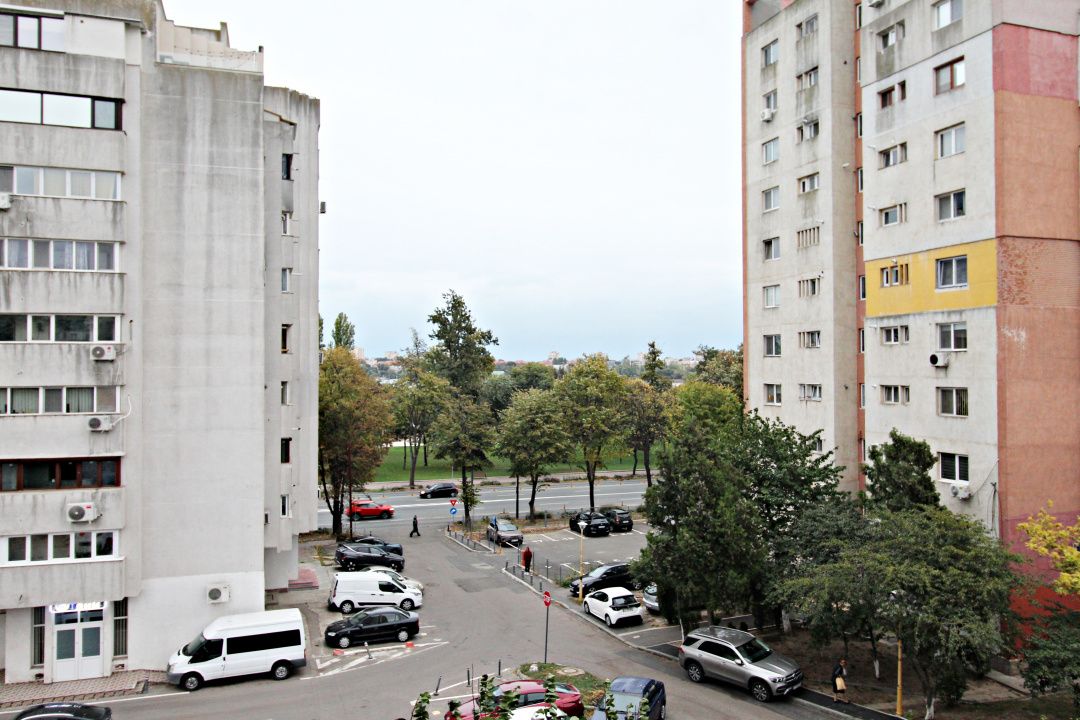 Apartament 2 camere, langa City Mall, vedere spre Parcul Tabacariei – fotografia 1 din 10