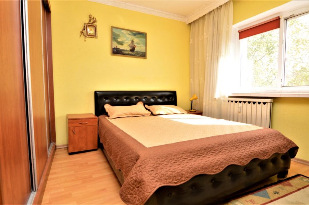 INCHIRIERE APARTAMENT 3 CAMERE VITAN-FOISORULUI – fotografia 8 din 26