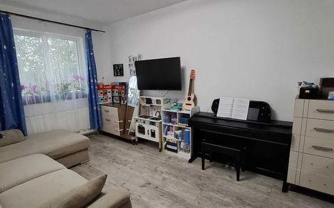 Apartament 2 camere 55 mp utili,  decomandat,  garaj, zona Poligonului!