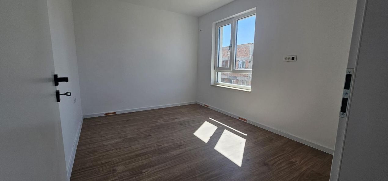 Casa 4 camere, P+1, 99mp | gaz, curent, apa si canal | Acces rapid DR9 – fotografia 7 din 16