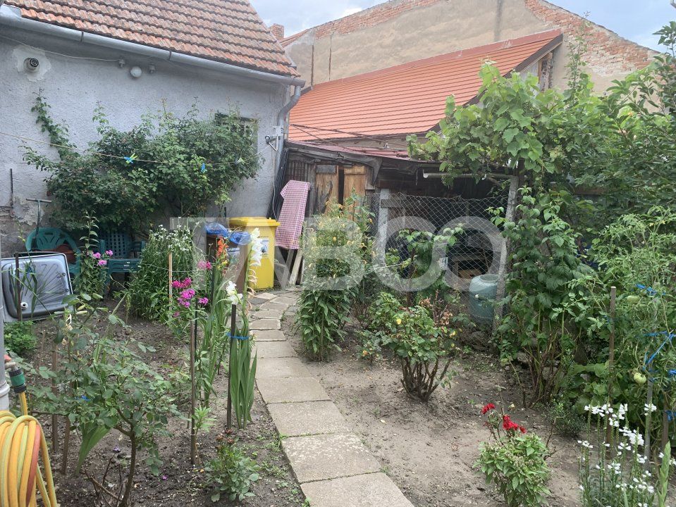 Casa cu 2 camere si gradina de vanzare in Sibiu zona Orasul de jos – fotografia 11 din 19