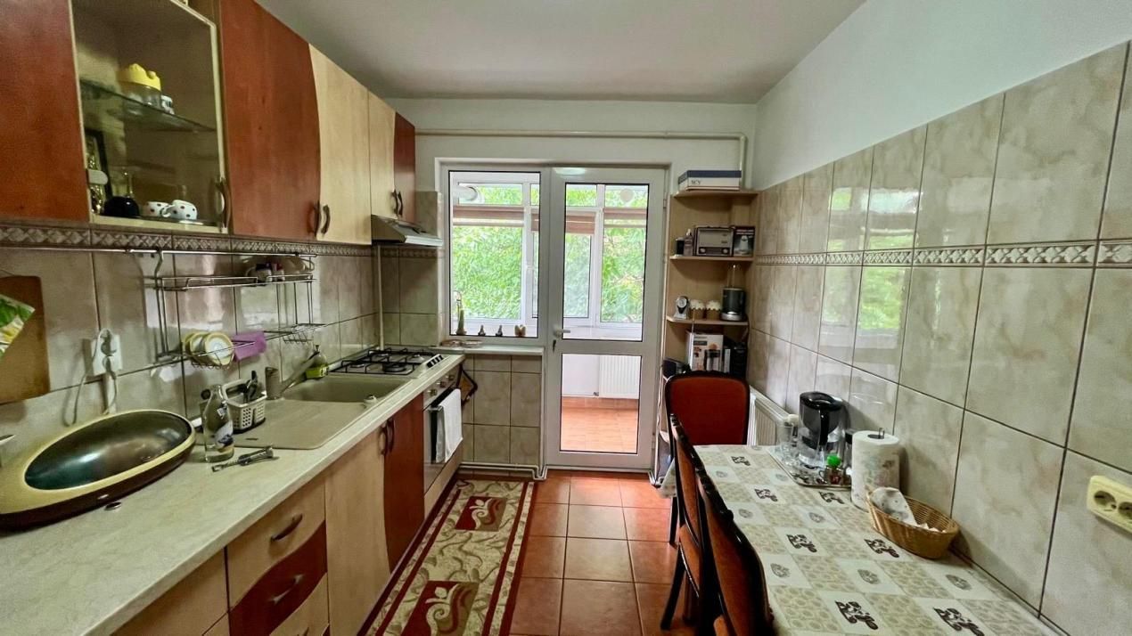 Apartament 4 camere decomandat | Str. Banat | Etaj 3/4 | – fotografia 4 din 16