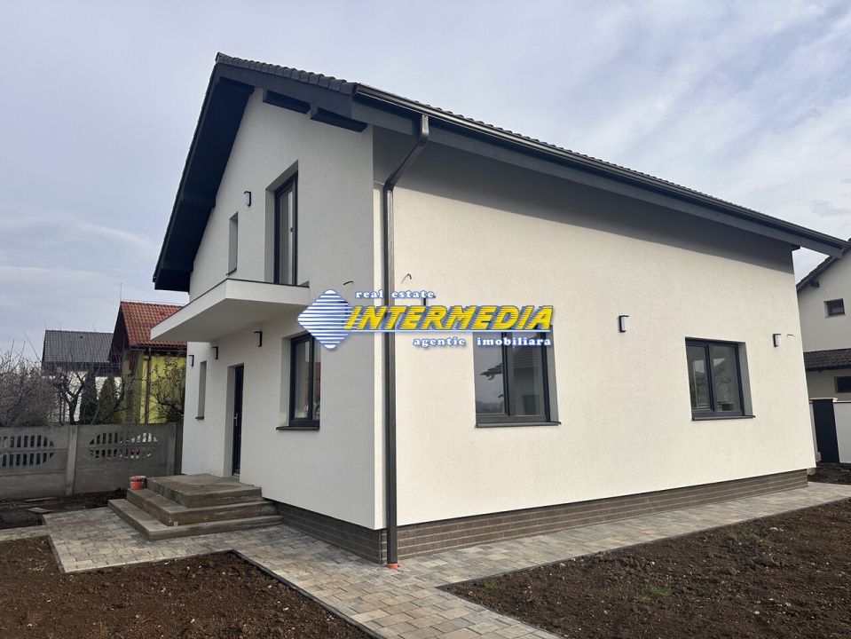CASA NOUA I 4 CAMERE I 61 130 MP I TERASA I Teren 361 mp I DE VANZARE – fotografia 16 din 23