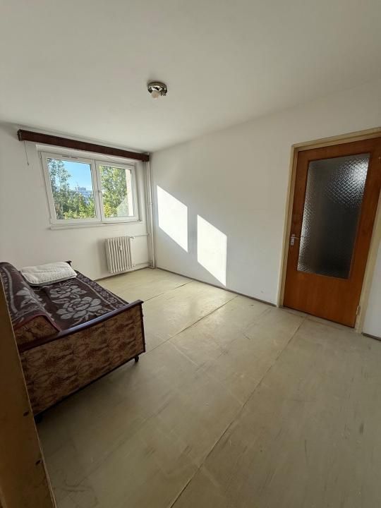 3 Camere Drumul Taberei Romancierilor 6 min Metrou – fotografia 1 din 8