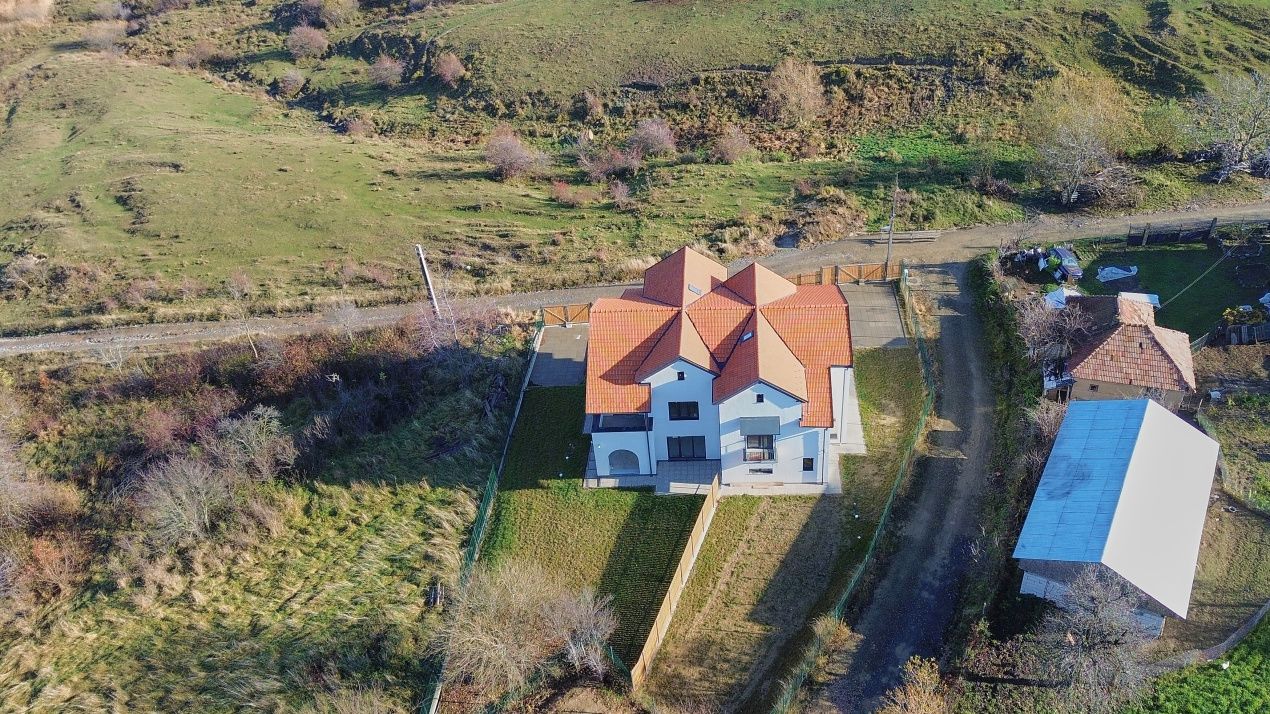Duplex modern Feleacu cu vedere panoramica spre Cluj – fotografia 8 din 21