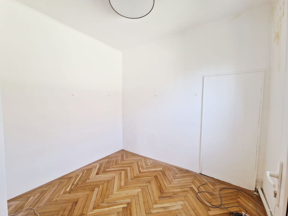 Casa pentru activitati de birouri in Andrei Muresanu – fotografia 13 din 22