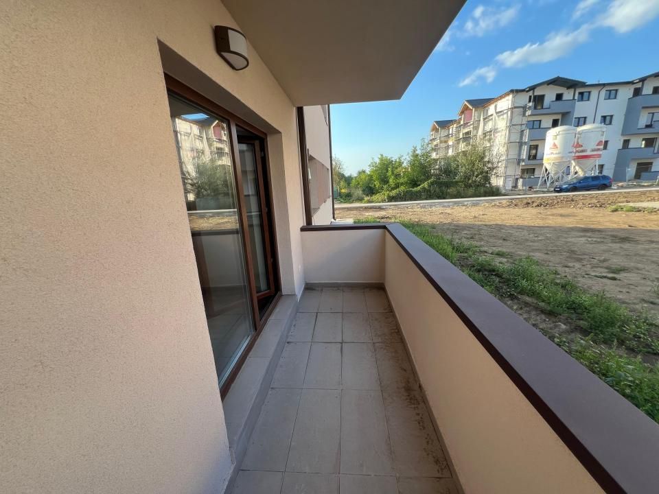 Apartament-3-Camere-Decomandat-73mp-Utili-Balcon-5mp-Parcare-Sanpetru-Residence – fotografia 12 din 17