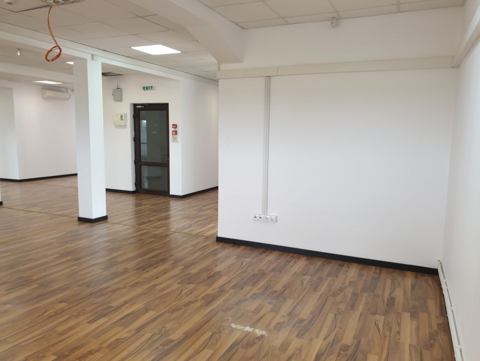 CLADIRE DE BIROURI SI SPATIU COMERCIAL FLEXIBIL, PLOIESTI, - RANDAMENT EXCELENT – fotografia 15 din 18