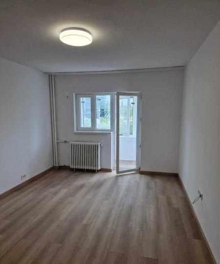 3 Camere de inchiriat  | Unirii | Metrou | Spatiu Birouri – fotografia 1 din 7