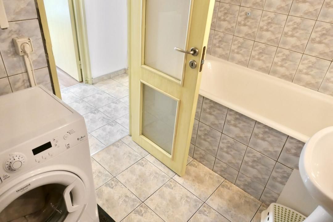 Apartamentul dintre parcuri – fotografia 13 din 16