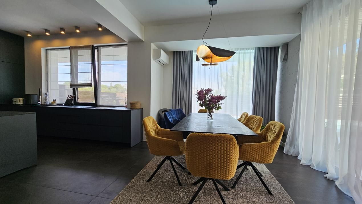 Vilă modernă 4 camere | 190MP | Teren 330MP | Piscină privată & vedere către lac – fotografia 34 din 42