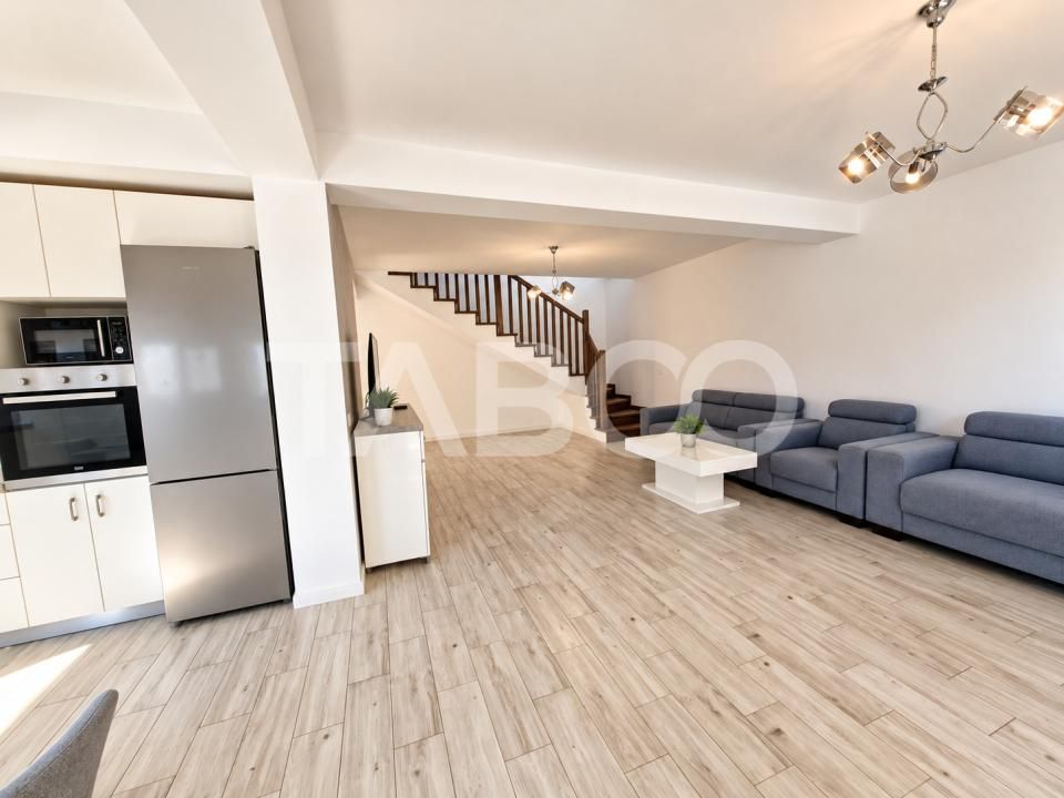 Casa spatioasa de inchiriat 5 camere 2 bai 2 locuri parcare Selimbar – fotografia 5 din 21