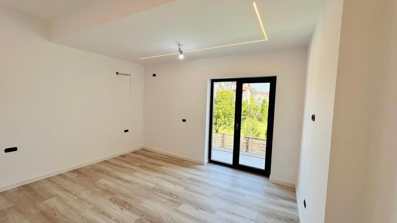 CASA 4 CAMERE | Corbeanca Ostratu | Vedere lac | Pompă de căldură | – fotografia 12 din 24