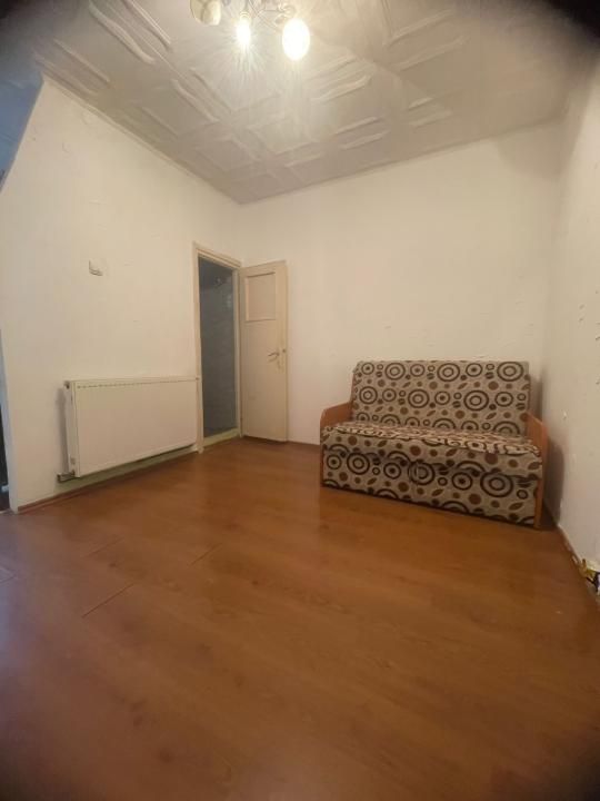 Garsoniera de vanzare | Pajura | Metrou | 1% Comision – fotografia 1 din 8