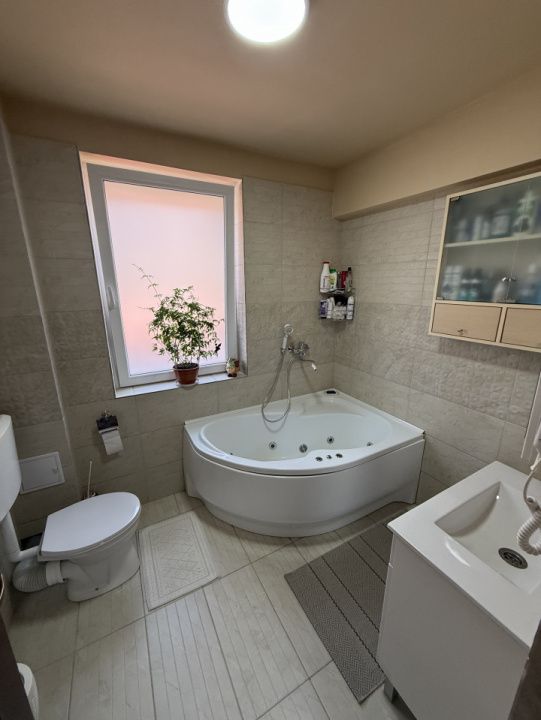 Casa alipită, 208mp utili, 304mp teren, zona PETROM, Baciu – fotografia 12 din 13