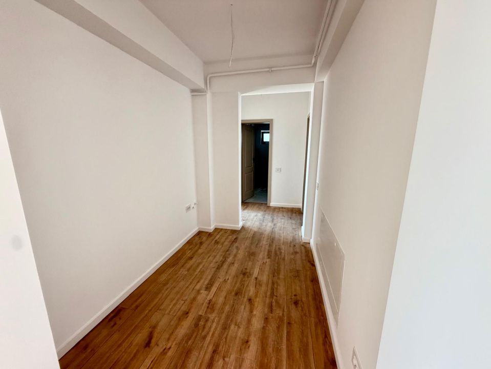 Apartament 3 camere, decomandat, 93.7 mp, cartier 1 Mai – fotografia 9 din 13
