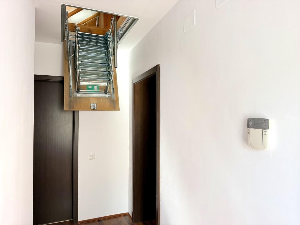 Casa individuala, 3 camere, 250 mp teren - Dumbravita – fotografia 11 din 14