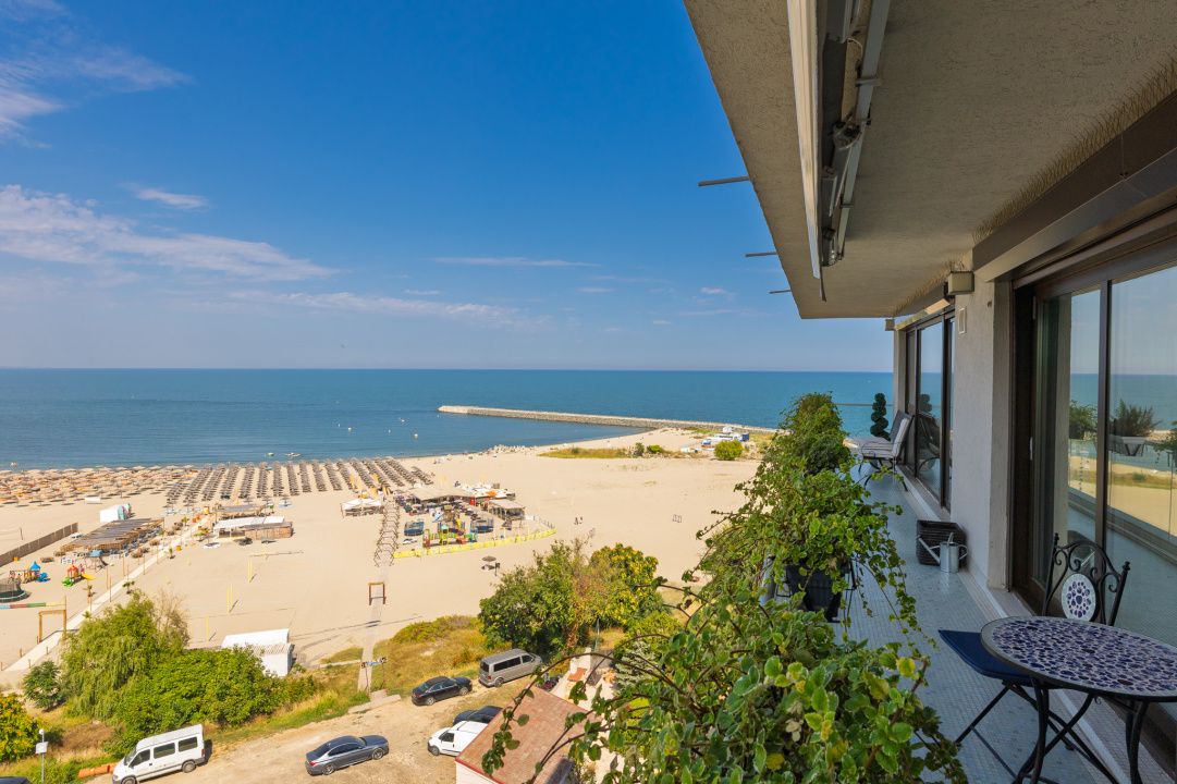 Penthouse pe 2 niveluri | vedere frontală la mare 180° | Faleza Nord – Constanța – fotografia 18 din 18