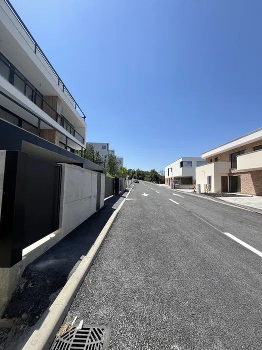 Duplex premium cu garaj, S+P+E, 180mp utili | Europa – fotografia 5 din 7