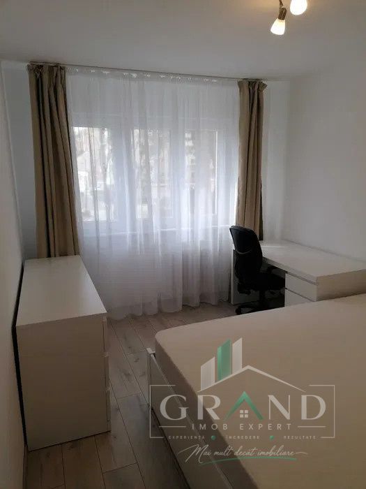 3 CAMERE | 65 MP | DECOMANDAT | ET. 1 | BALCON | PIVNIȚĂ | OMV–CALEA FLOREȘTI – fotografia 3 din 8