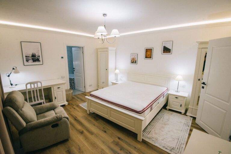 Casă renovată integral, 100 mp utili, curte 250 mp | Gruia - investitie – fotografia 7 din 21